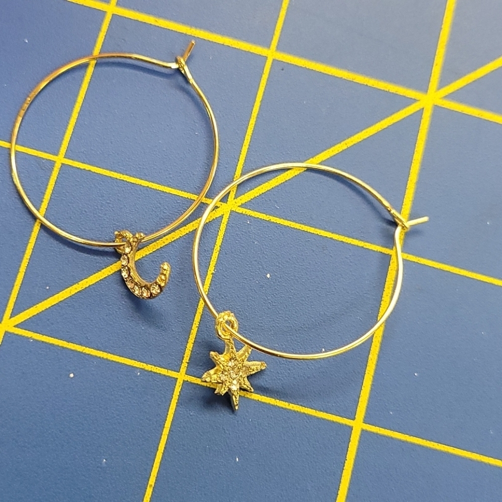 Gold Tone Moon & Stars 1.5" Hoops